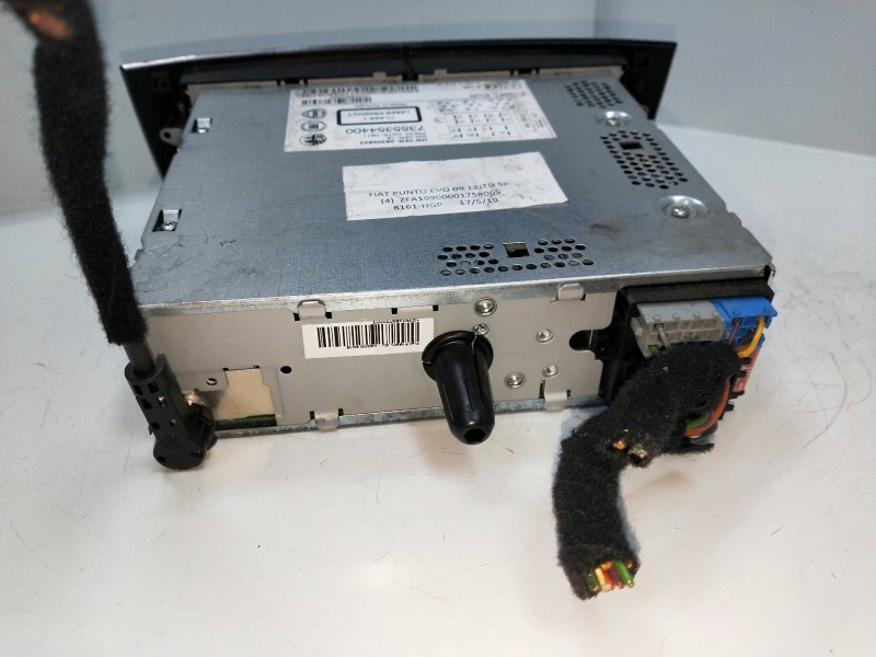Recambio de sistema audio / radio cd para fiat punto (evo) (199) emotion referencia OEM IAM 7355354400  