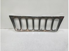 Recambio de rejilla delantera para jeep gr.cherokee (wj/wg) 2.7 crd laredo referencia OEM IAM    2