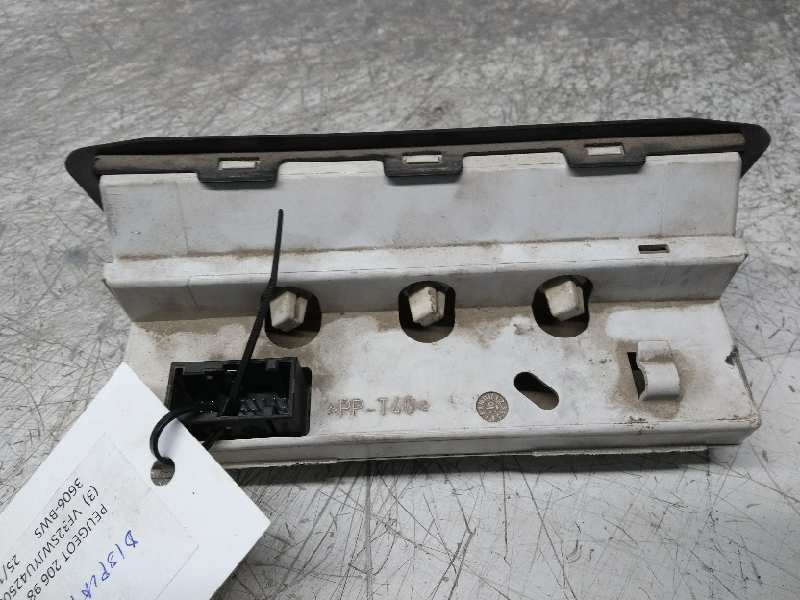 Recambio de pantalla multifuncion para peugeot 206 berlina xn referencia OEM IAM 9647409777 216694574 B00