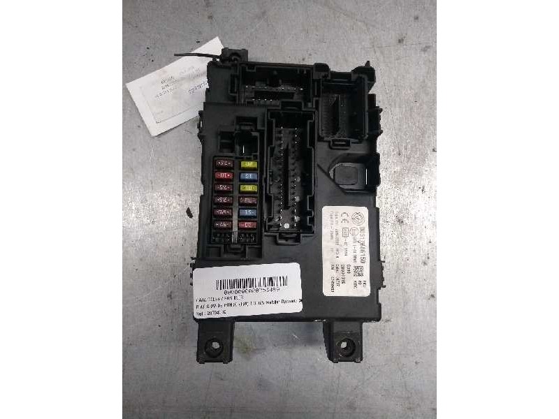 Recambio de caja reles / fusibles para fiat grande punto (199) 1.3 16v multijet dynamic (55kw) (01.2007) referencia OEM IAM 2809