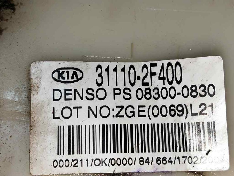Recambio de bomba combustible para kia cerato 2.0 turbodiesel cat referencia OEM IAM 311102F400 083000830 