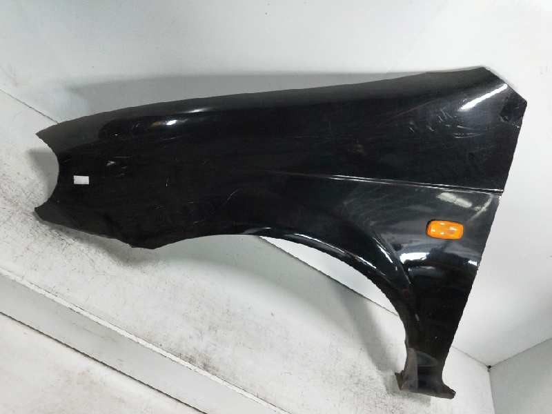 Recambio de aleta delantera izquierda para kia carnival 2.9 turbodiesel cat referencia OEM IAM   