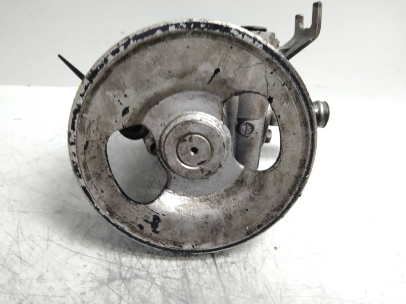 Recambio de bomba direccion para kia carnival 2.9 turbodiesel cat referencia OEM IAM   