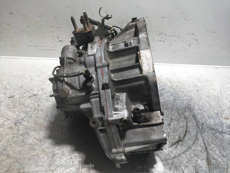 Recambio de caja cambios para kia carnival 2.9 turbodiesel cat referencia OEM IAM 0K55419090 5042LE 99LW505233