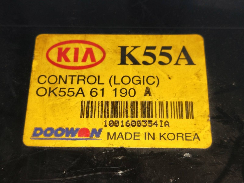 Recambio de mando calefaccion / aire acondicionado para kia carnival 2.5 referencia OEM IAM OK55A61190A  