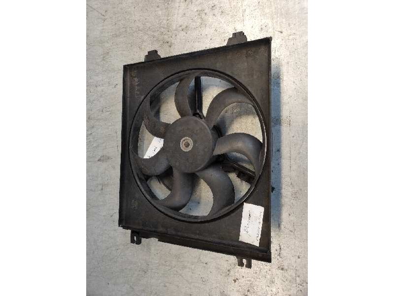 Recambio de electroventilador para kia cerato 2.0 turbodiesel cat referencia OEM IAM 4G30207 DT24EL2MT 