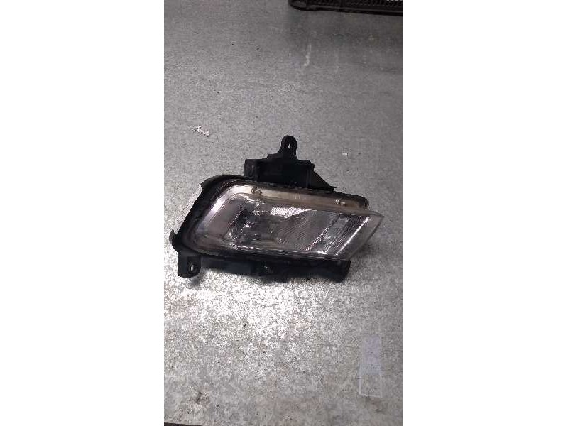Recambio de faro antiniebla derecho para kia cee´d sporty wagon emotion referencia OEM IAM   