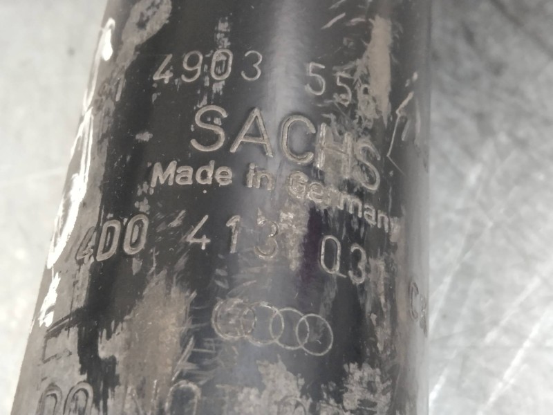 Recambio de amortiguador delantero izquierdo para audi a8 (d2) 2.5 tdi referencia OEM IAM 4D0413031CK  