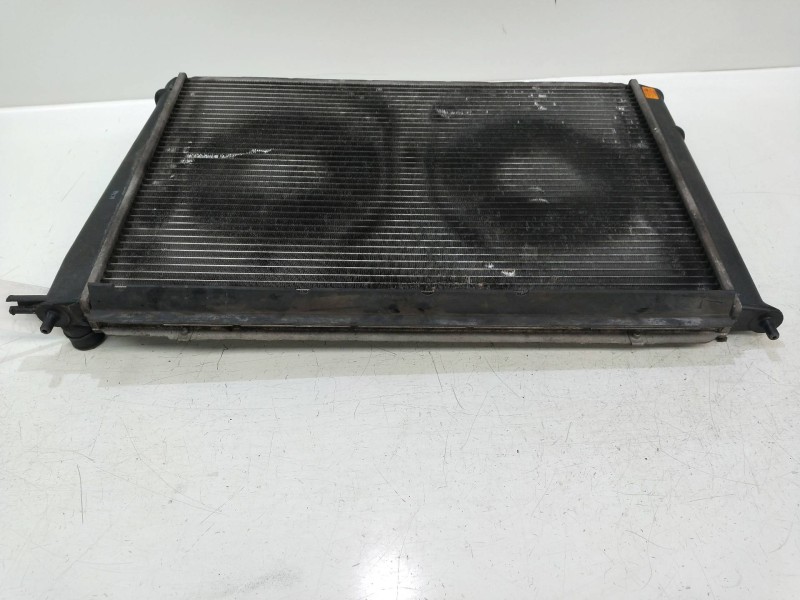 Recambio de radiador agua para hyundai h 1 h 1 furg.caja cerr.c. puerta referencia OEM IAM 353104A110  