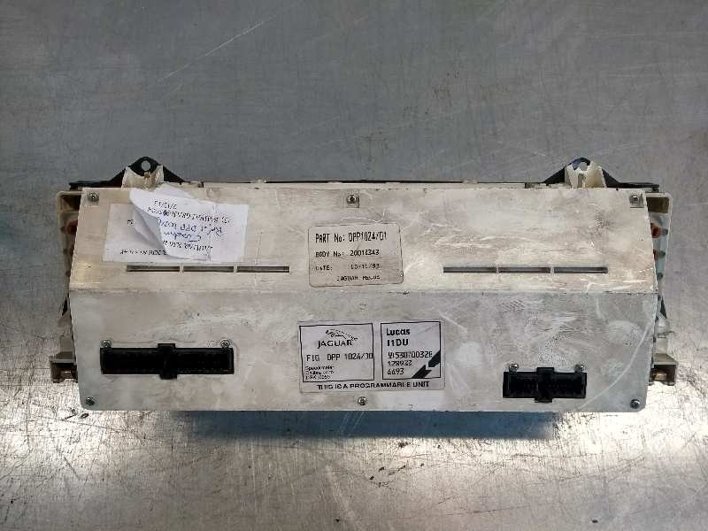 Recambio de cuadro instrumentos para jaguar xj6/12 3.2 cat referencia OEM IAM 53070032B 128933 4493 11DU
