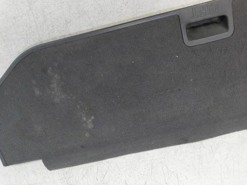 Recambio de bandeja trasera para kia carens 2.0 turbodiesel cat referencia OEM IAM   