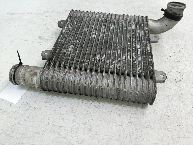 Recambio de intercooler para kia carens 2.0 turbodiesel cat referencia OEM IAM 2827127350  