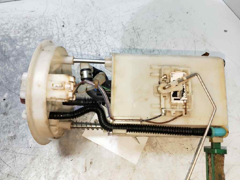 Recambio de bomba combustible para kia carens (un) 2.0 crdi referencia OEM IAM 311101D200 2000A81460 AFORADOR