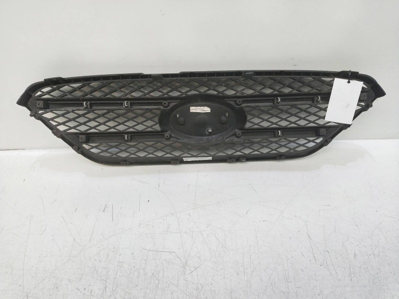 Recambio de rejilla delantera para kia carens (un) 2.0 crdi referencia OEM IAM   