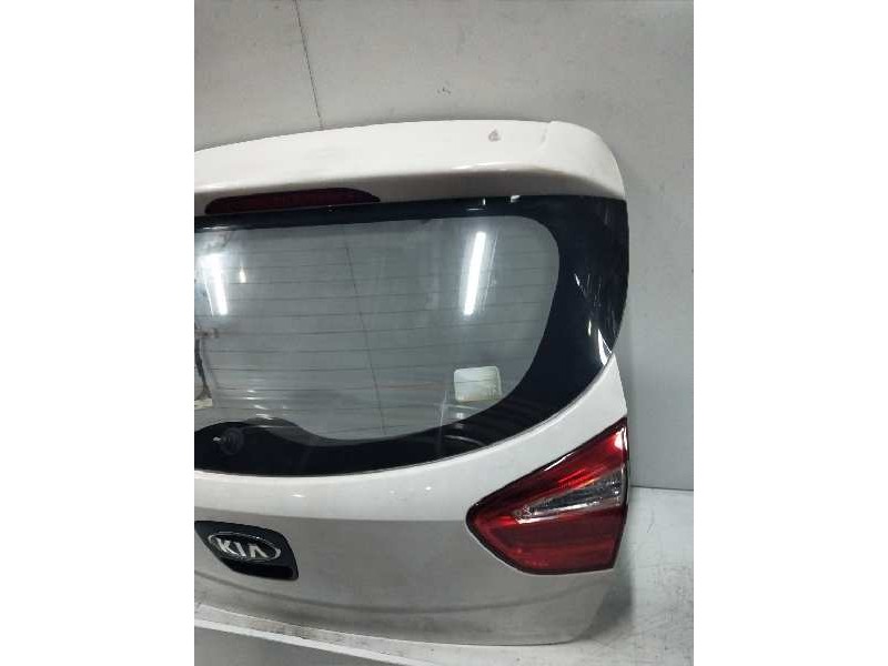 Recambio de porton trasero para kia rio 1.2 cat referencia OEM IAM   