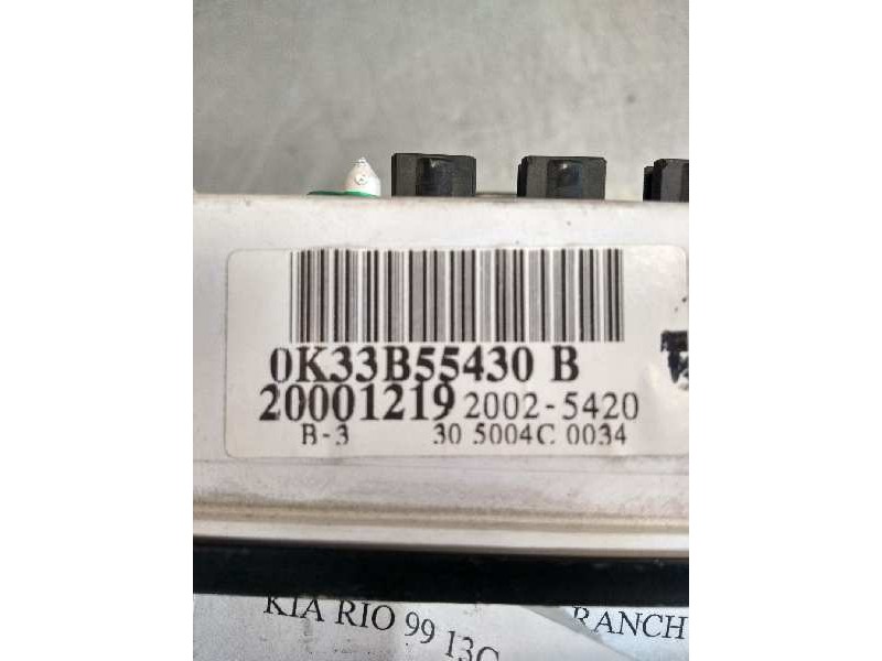 Recambio de cuadro instrumentos para kia rio ls berlina (5-ptas.) referencia OEM IAM 0K33B55430B 20025420 305004C0034