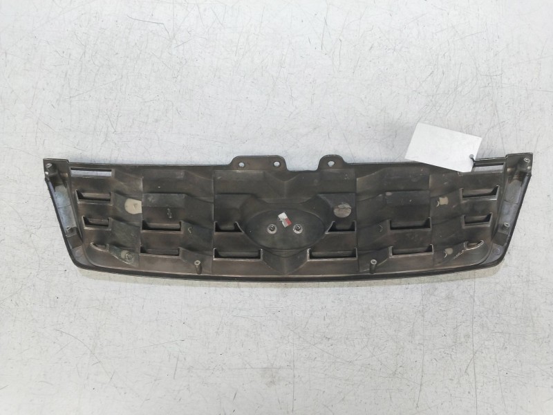 Recambio de rejilla delantera para hyundai accent (lc) gl 5p referencia OEM IAM    Recambio de rejilla delantera para hyundai accent (lc) gl 5p referencia OEM IAM