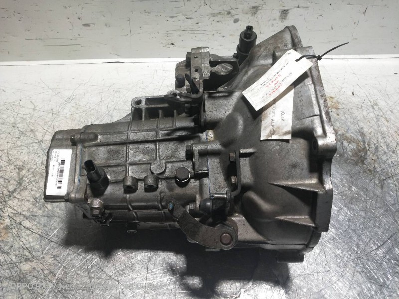 Recambio de caja cambios para kia joice ls referencia OEM IAM 724623  