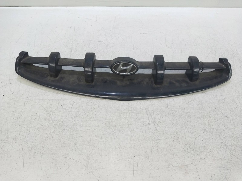 Recambio de rejilla delantera para hyundai accent (lc) referencia OEM IAM    Recambio de rejilla delantera para hyundai accent (lc) referencia OEM IAM