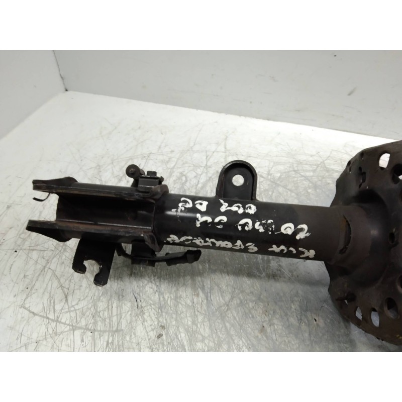 Recambio de amortiguador delantero derecho para kia sportage 2.0 cat referencia OEM IAM    Recambio de amortiguador delantero derecho para kia sportage 2.0 cat referencia OEM IAM