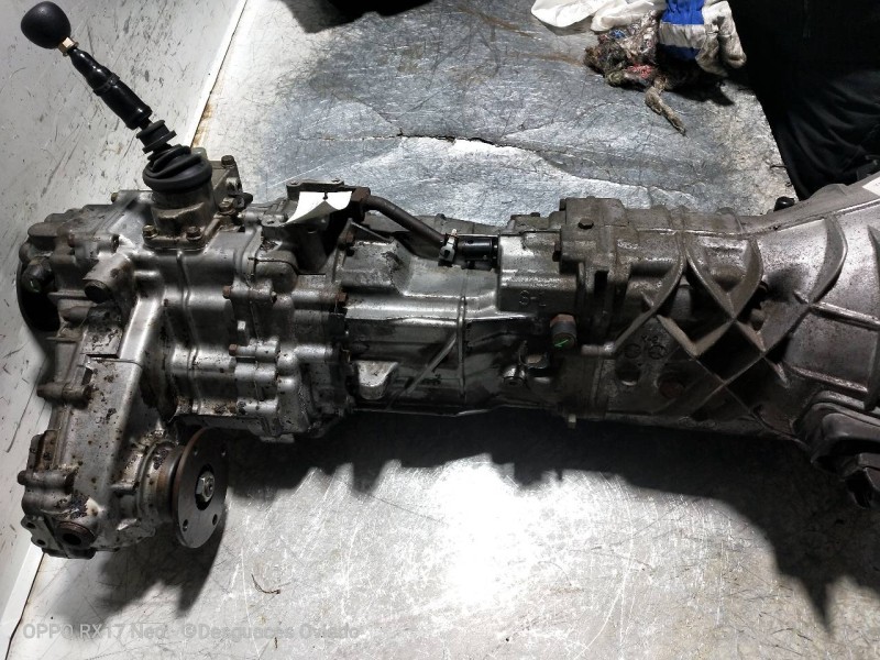 Recambio de caja cambios para kia sportage 2.0 cat referencia OEM IAM 0110002097  