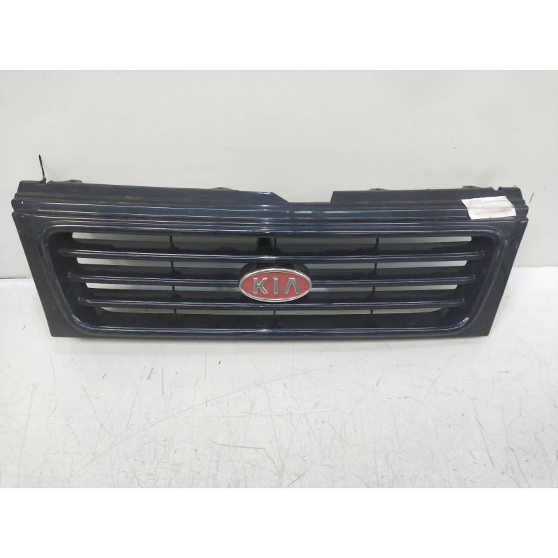 Recambio de rejilla delantera para kia sportage 2.0 cat referencia OEM IAM   