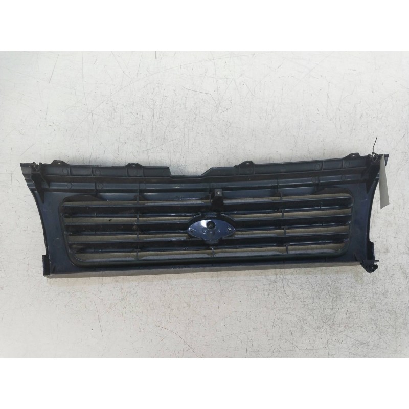 Recambio de rejilla delantera para kia sportage 2.0 cat referencia OEM IAM   