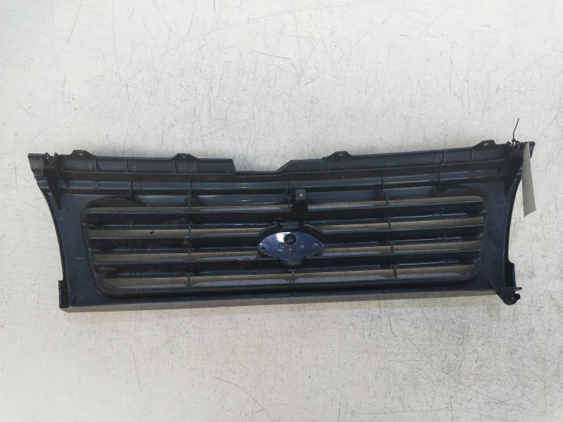 Recambio de rejilla delantera para kia sportage 2.0 cat referencia OEM IAM   