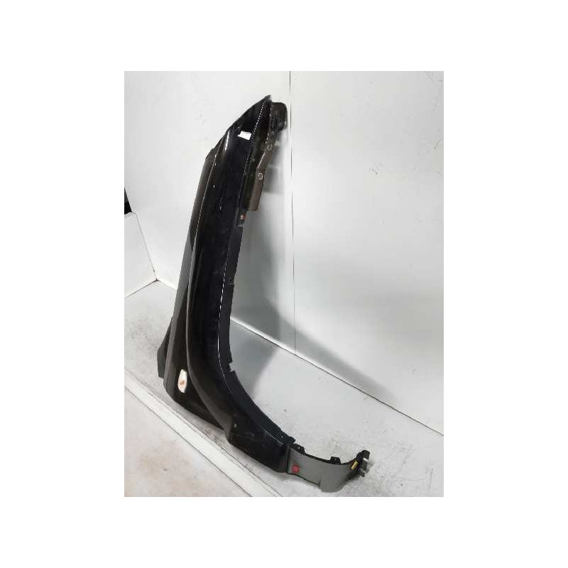 Recambio de aleta delantera derecha para kia sportage 2.0 turbodiesel cat referencia OEM IAM   