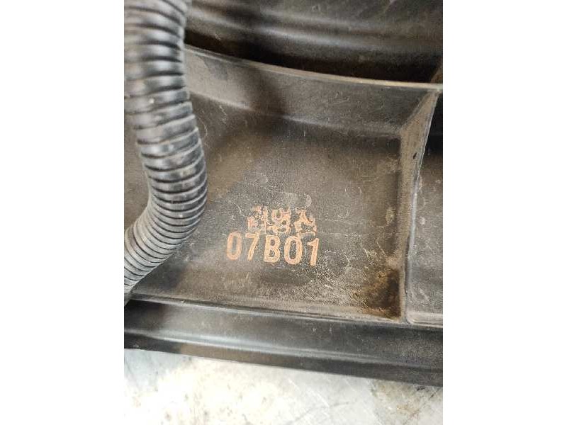 Recambio de electroventilador para kia sportage 2.0 turbodiesel cat referencia OEM IAM 253802E  