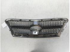 Recambio de rejilla delantera para kia sorento 2.5 crdi cat referencia OEM IAM    2