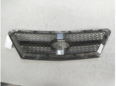 Recambio de rejilla delantera para kia sorento 2.5 crdi cat referencia OEM IAM    2