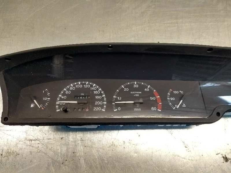 Recambio de cuadro instrumentos para lancia delta 1.9 turbodiesel cat referencia OEM IAM 718039081 602799906 