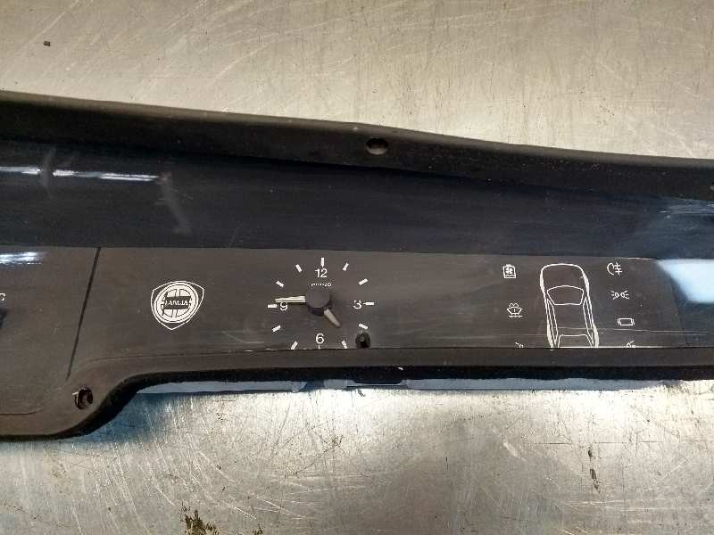 Recambio de cuadro instrumentos para lancia delta 1.9 turbodiesel cat referencia OEM IAM   