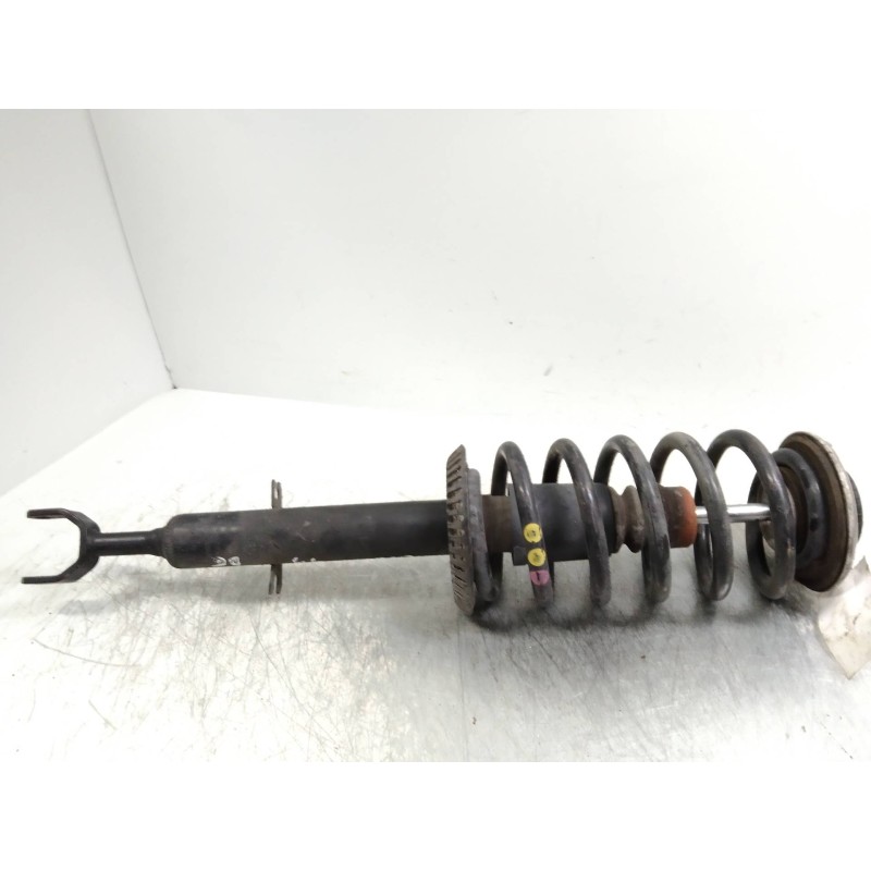 Recambio de amortiguador delantero derecho para audi a8 (d2) 4.2 v8 40v referencia OEM IAM 4D0413031BN  