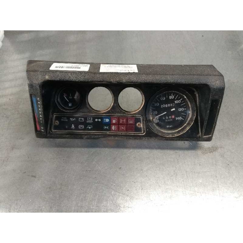 Recambio de cuadro instrumentos para santana 2.5 b dl t/d 2.5 dl referencia OEM IAM 19702102  