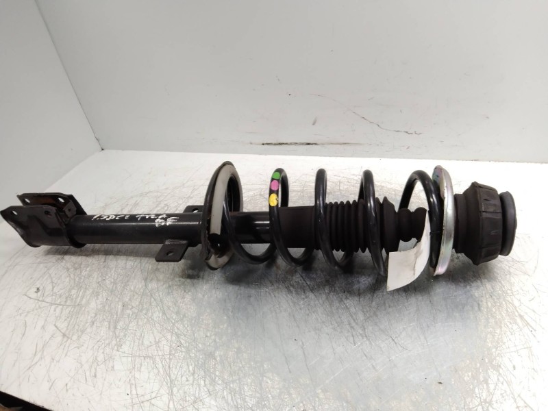 Recambio de amortiguador trasero derecho para dacia duster ii 1.5 dci diesel fap cat referencia OEM IAM   