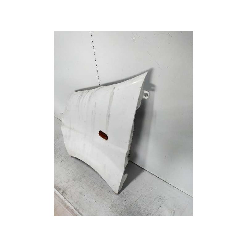 Recambio de aleta delantera izquierda para renault trafic combi (ab 4.01) 6 - plazas, acristalado parcial, combi corto referenci