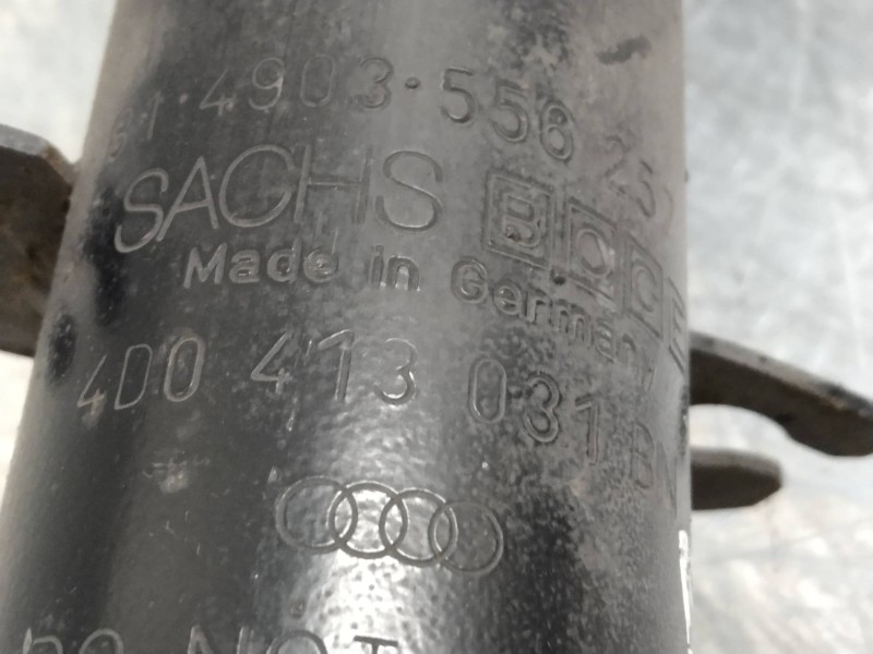 Recambio de amortiguador delantero derecho para audi a8 (d2) 4.2 v8 40v referencia OEM IAM 4D0413031BN  