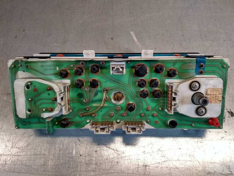 Recambio de cuadro instrumentos para lancia delta 1600 gt i.e. referencia OEM IAM 82420173 6032490 