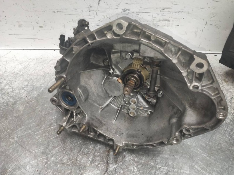 Recambio de caja cambios para lancia dedra berl. 1.9 turbodiesel cat referencia OEM IAM   