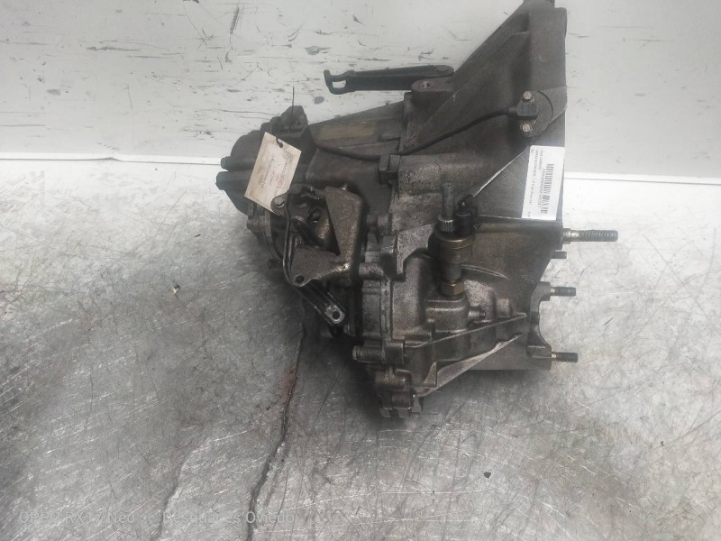 Recambio de caja cambios para lancia dedra berl. 1.9 turbodiesel cat referencia OEM IAM   