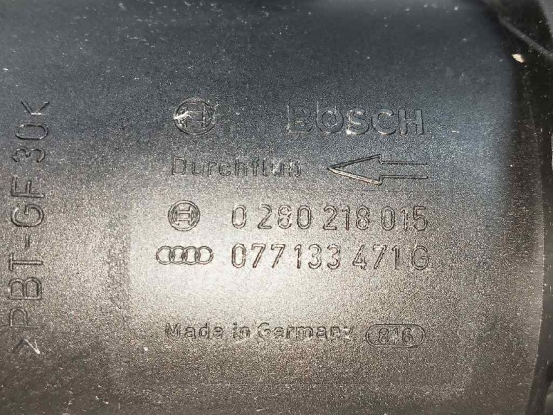 Recambio de caudalimetro para audi a8 (d2) 4.2 v8 40v referencia OEM IAM 0280218015 077133471G BOSCH