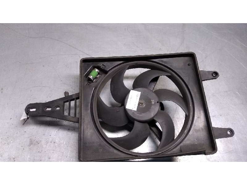 Recambio de electroventilador para lancia lybra berlina 1.6 referencia OEM IAM 18240155  