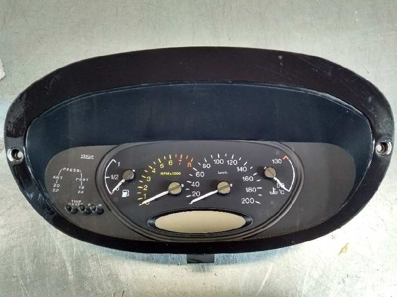 Recambio de cuadro instrumentos para lancia lancia y 1.2 ls referencia OEM IAM 46463115 6062506VB 