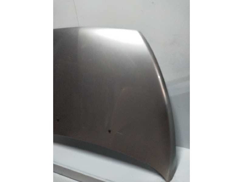 Recambio de capot para lancia lancia y cosmopolitan referencia OEM IAM   