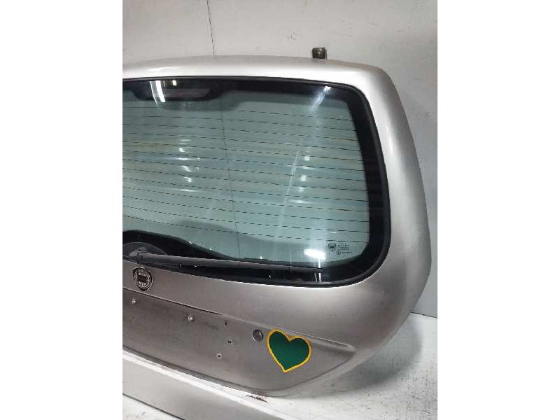 Recambio de porton trasero para lancia lancia y cosmopolitan referencia OEM IAM   