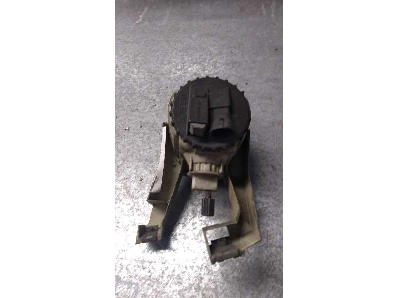 Recambio de faro antiniebla derecho para lancia lancia y 1.4 ls referencia OEM IAM   