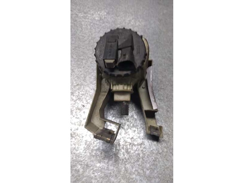 Recambio de faro antiniebla izquierdo para lancia lancia y 1.4 ls referencia OEM IAM   