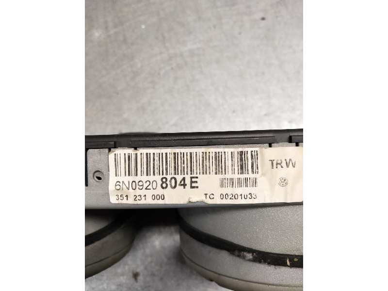 Recambio de cuadro instrumentos para volkswagen polo berlina (6n2) trendline referencia OEM IAM 6N0920804E  